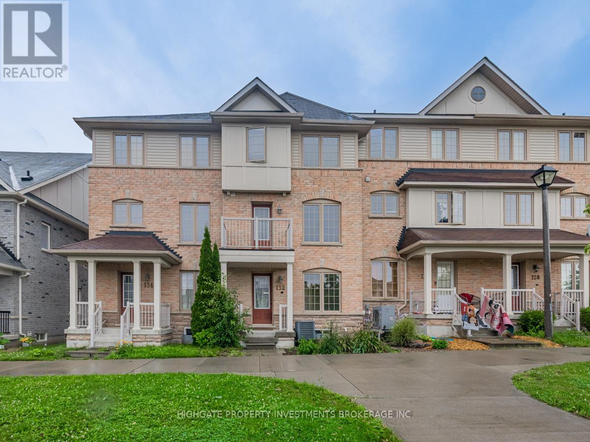 132 GOSS LANE, Ajax, Ontario
