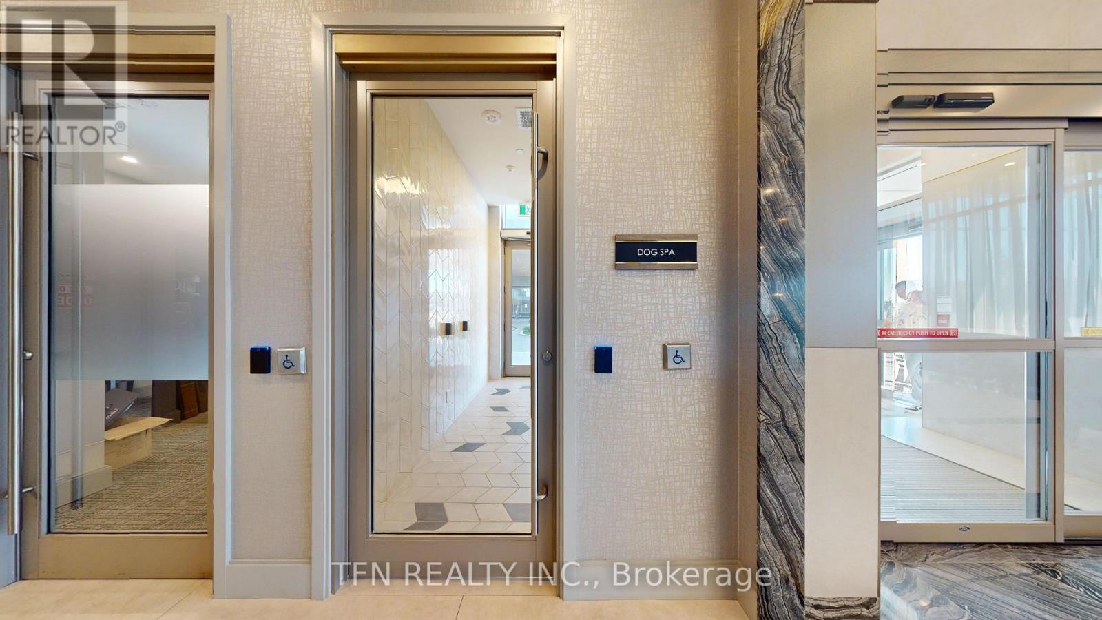 209 - 10 Gatineau Drive, Vaughan, Ontario  L4J 0L2 - Photo 18 - N12070501