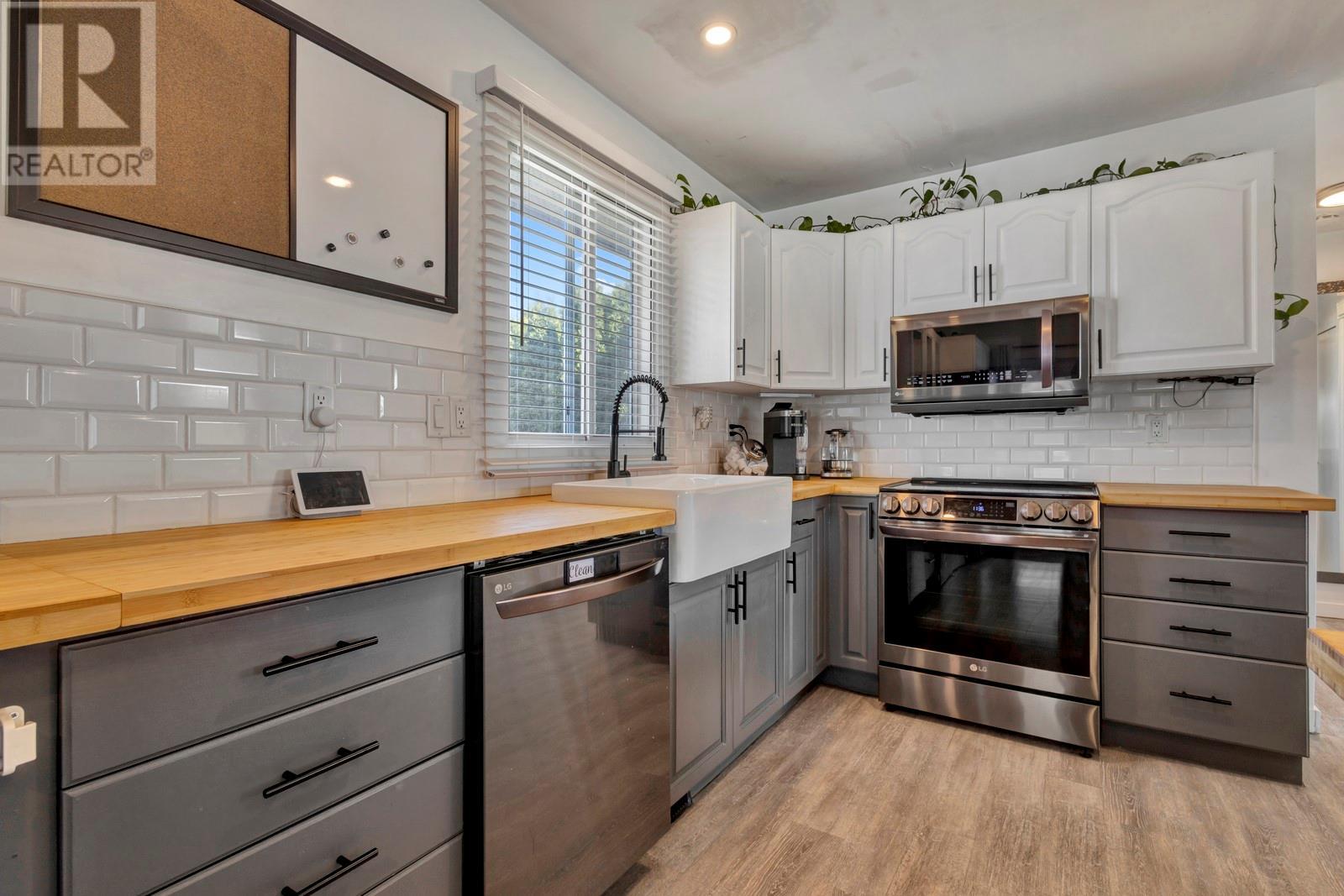 Property at 700 Bell Road image 2