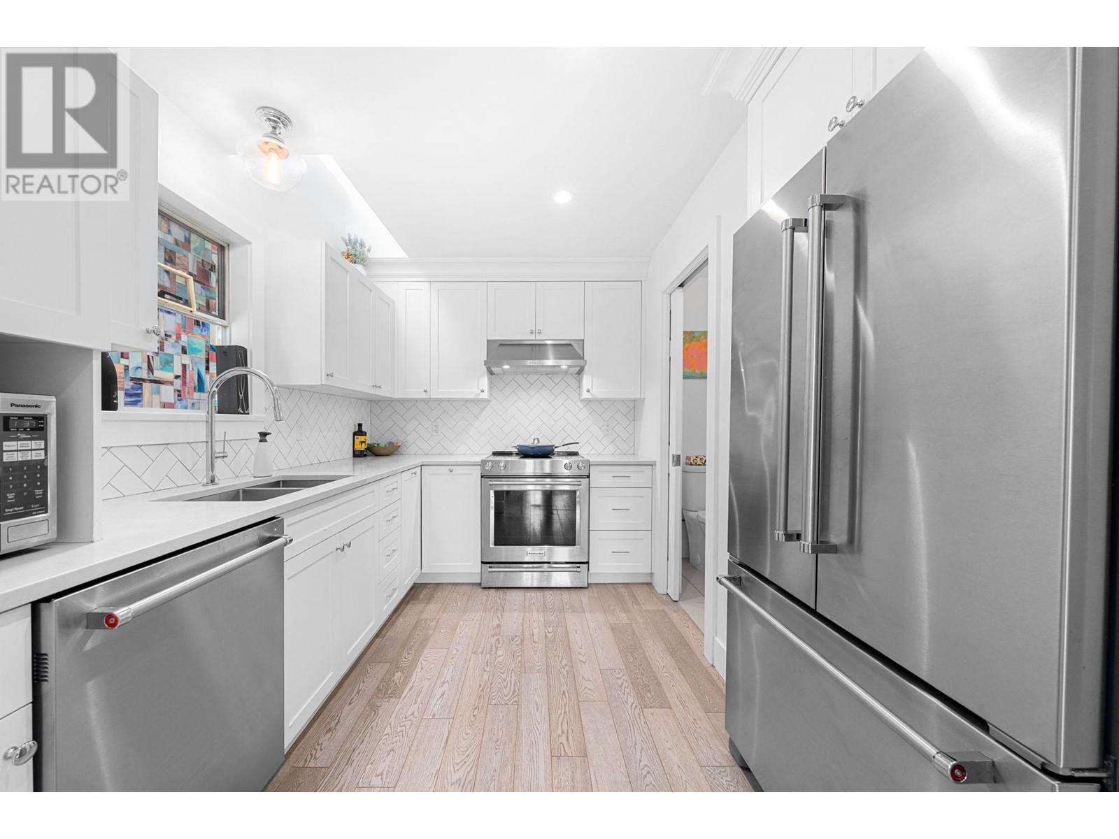 3558 W 8th Avenue, Vancouver, British Columbia  V6R 1Y7 - Photo 9 - R2987550