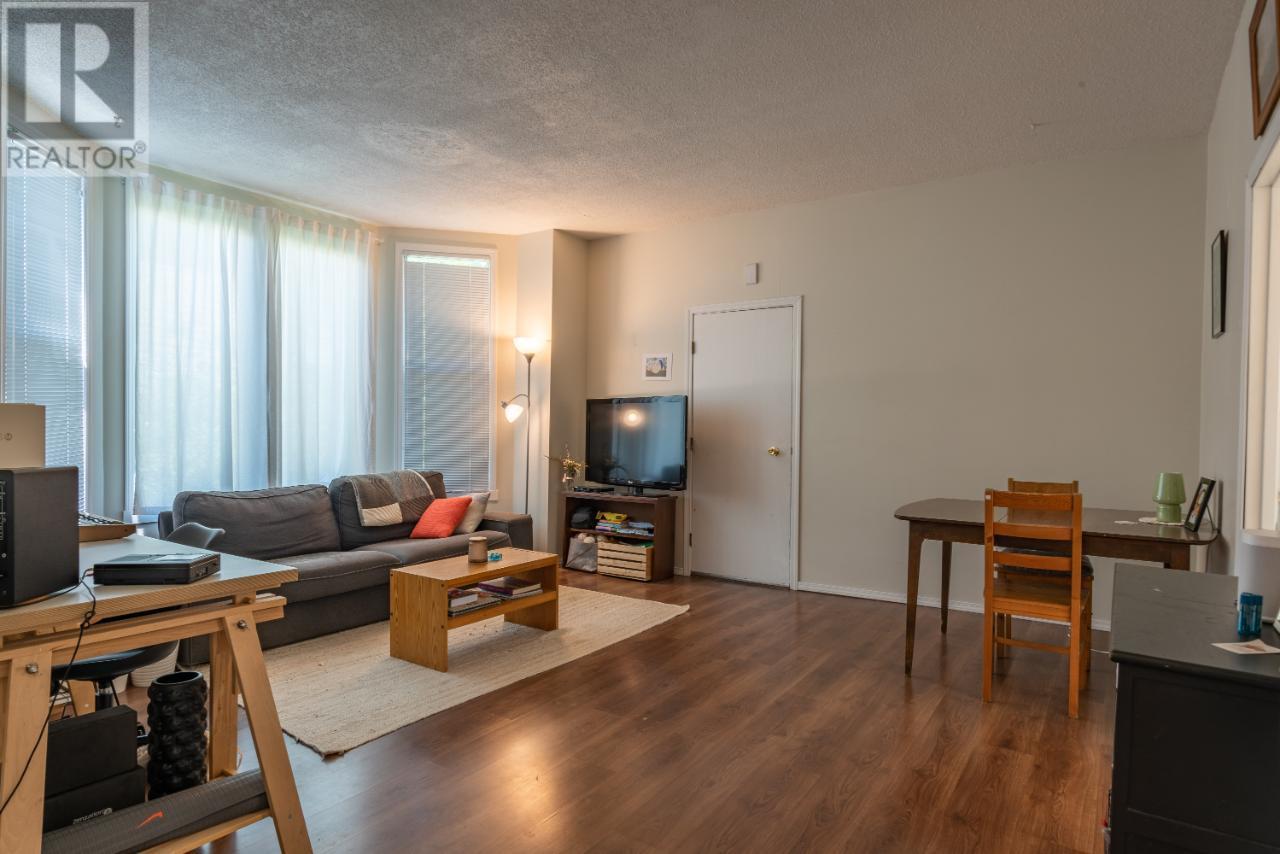 Property at 916 EDGEWOOD Avenue image 5