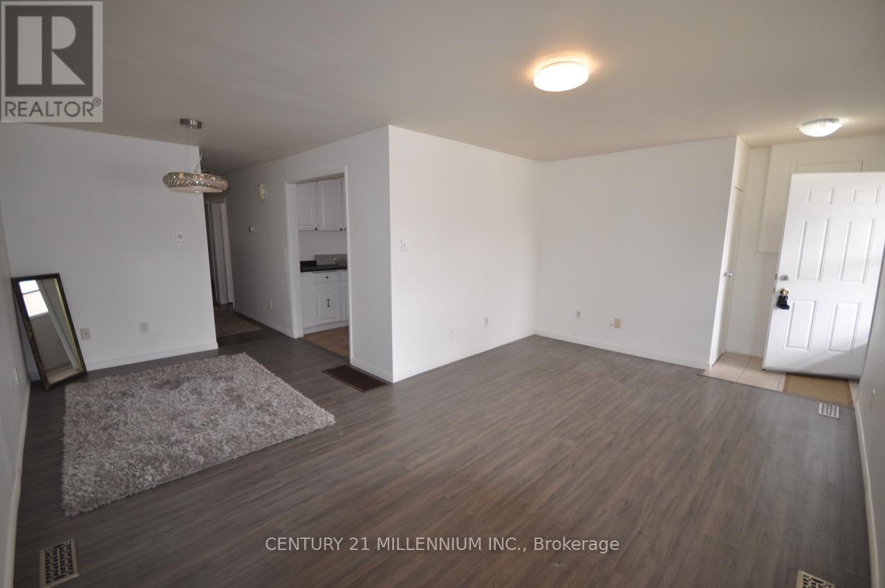 Upper Level - 30 Corby Crescent, Brampton, Ontario  L6Y 1H1 - Photo 11 - W12070502