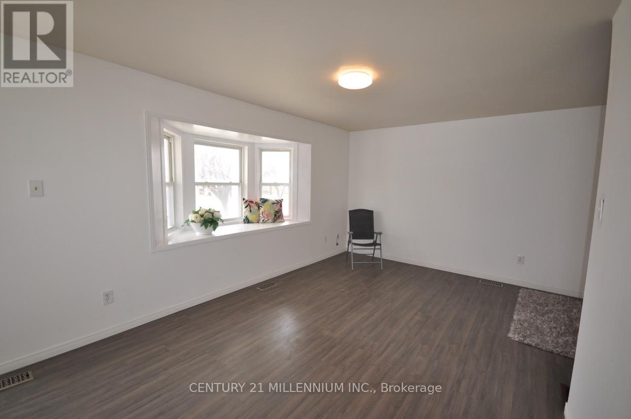 Upper Level - 30 Corby Crescent, Brampton, Ontario  L6Y 1H1 - Photo 12 - W12070502