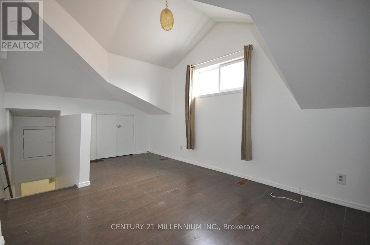 Upper Level - 30 Corby Crescent, Brampton, Ontario  L6Y 1H1 - Photo 16 - W12070502