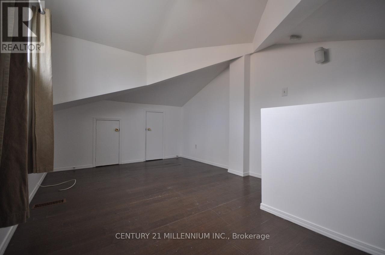 Upper Level - 30 Corby Crescent, Brampton, Ontario  L6Y 1H1 - Photo 17 - W12070502