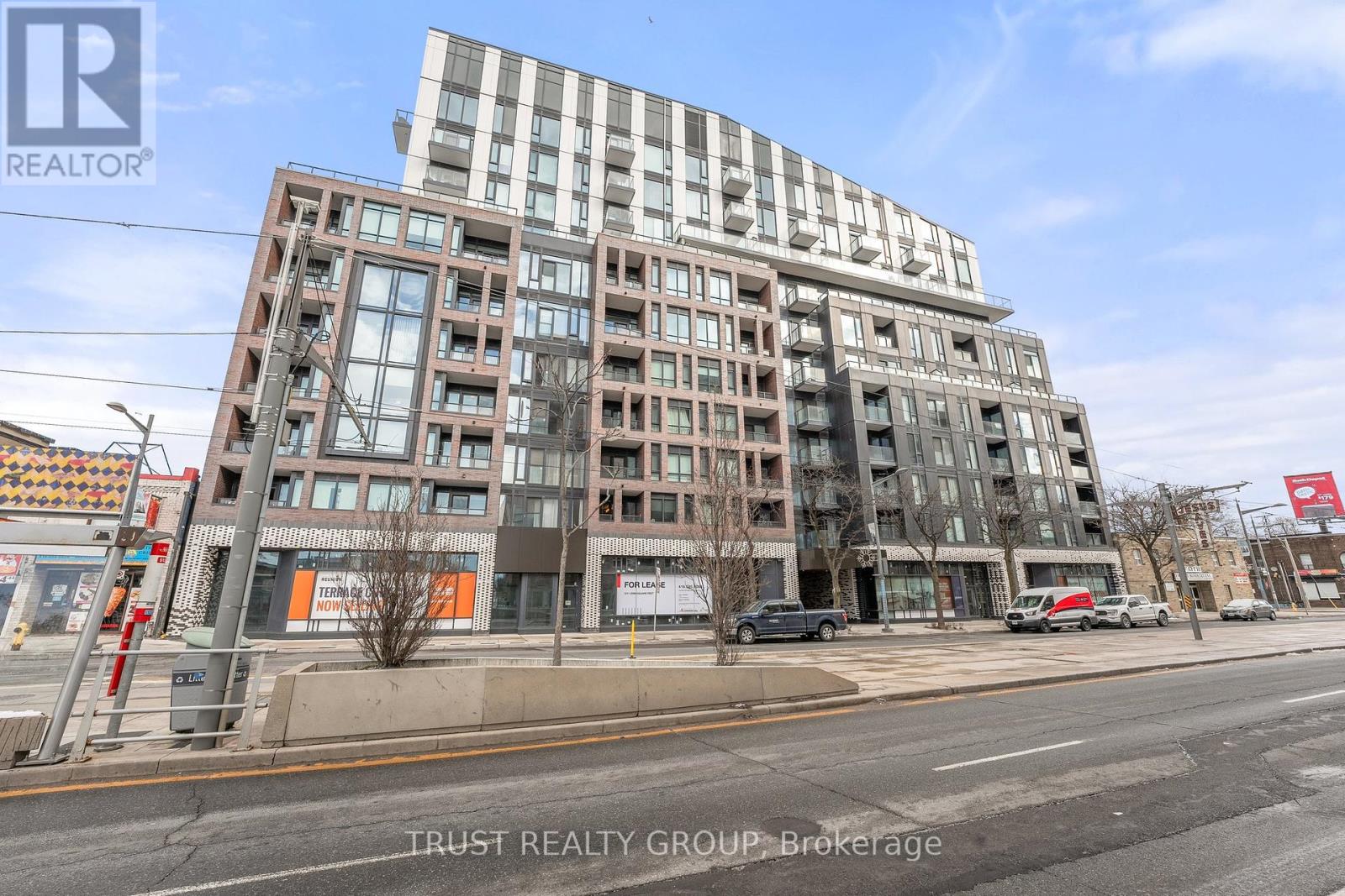 911 - 1808 ST. CLAIR AVENUE W, Toronto, Ontario