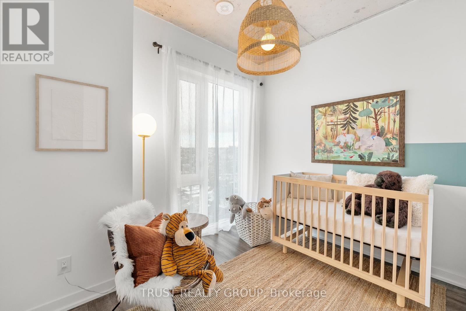 911 - 1808 St. Clair Avenue W, Toronto, Ontario  M6N 0C1 - Photo 11 - W12070508