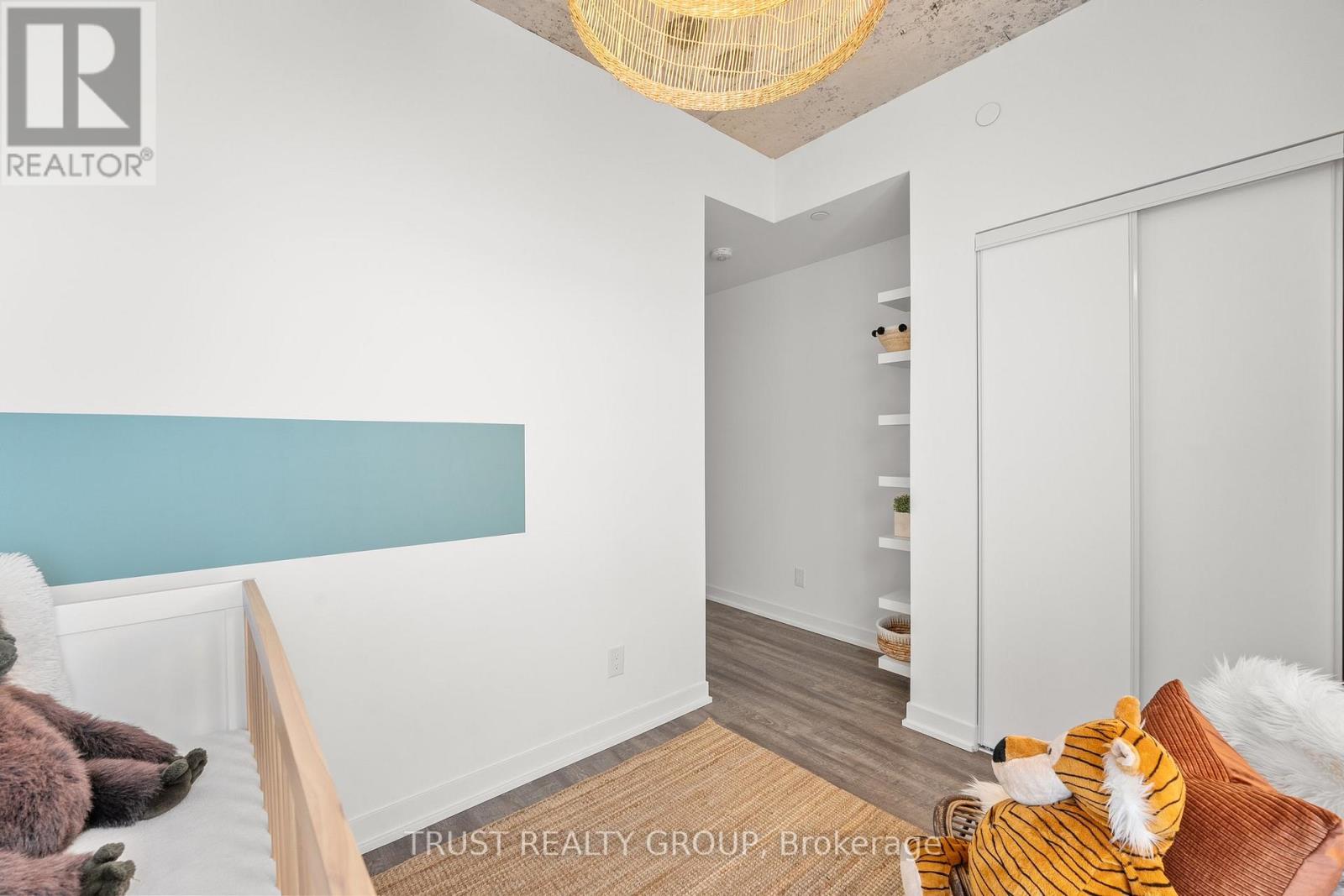 911 - 1808 St. Clair Avenue W, Toronto, Ontario  M6N 0C1 - Photo 12 - W12070508