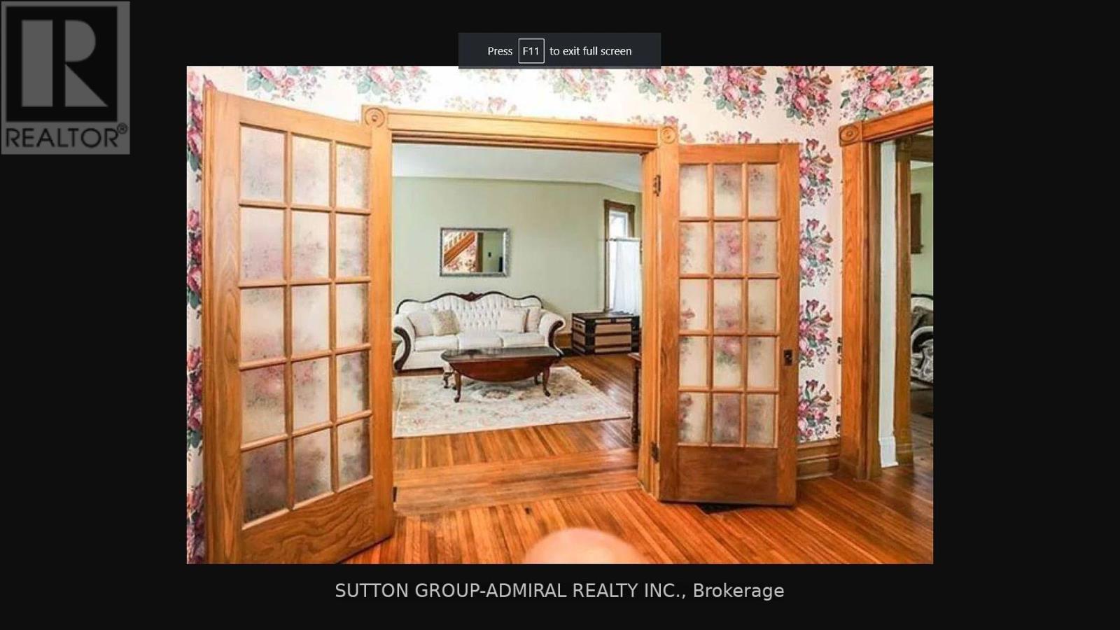 5411 Portage Road, Niagara Falls, Ontario  L2G 5K9 - Photo 7 - X12070520
