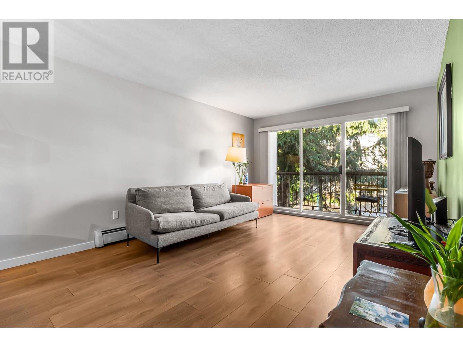 404 428 Agnes Street, New Westminster, British Columbia  V3L 1G1 - Photo 3 - R2982927