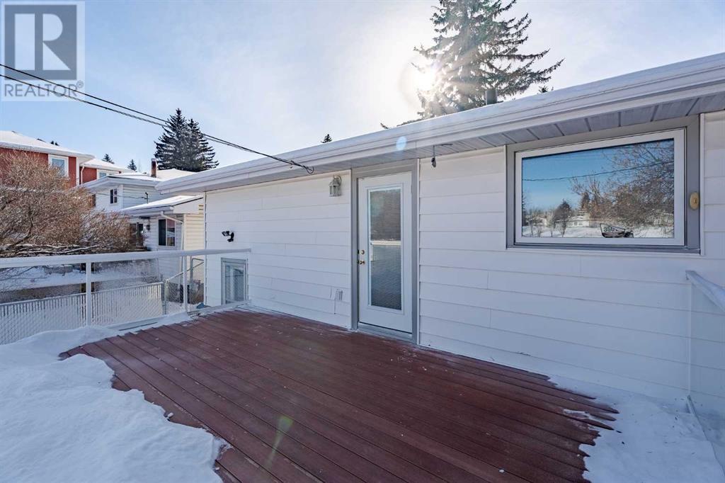 3536 Benton Drive Nw, Calgary, Alberta  T2L 1W8 - Photo 32 - A2195333