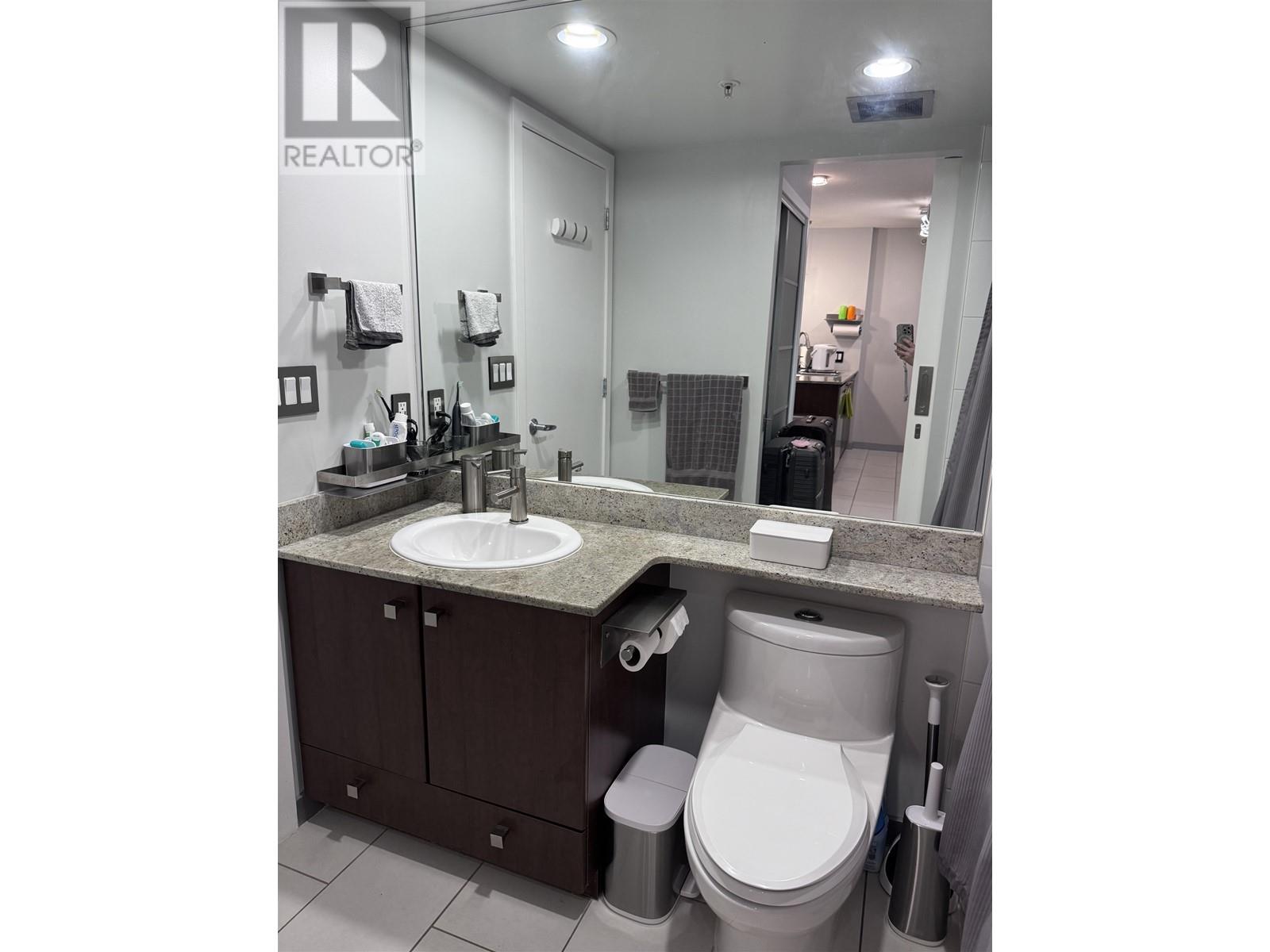 2001 7063 Hall Avenue, Burnaby, British Columbia  V5E 0A5 - Photo 10 - R2988024