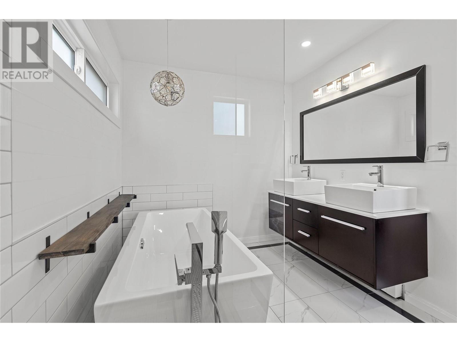 Property at 2580 Golf Course Drive image 3