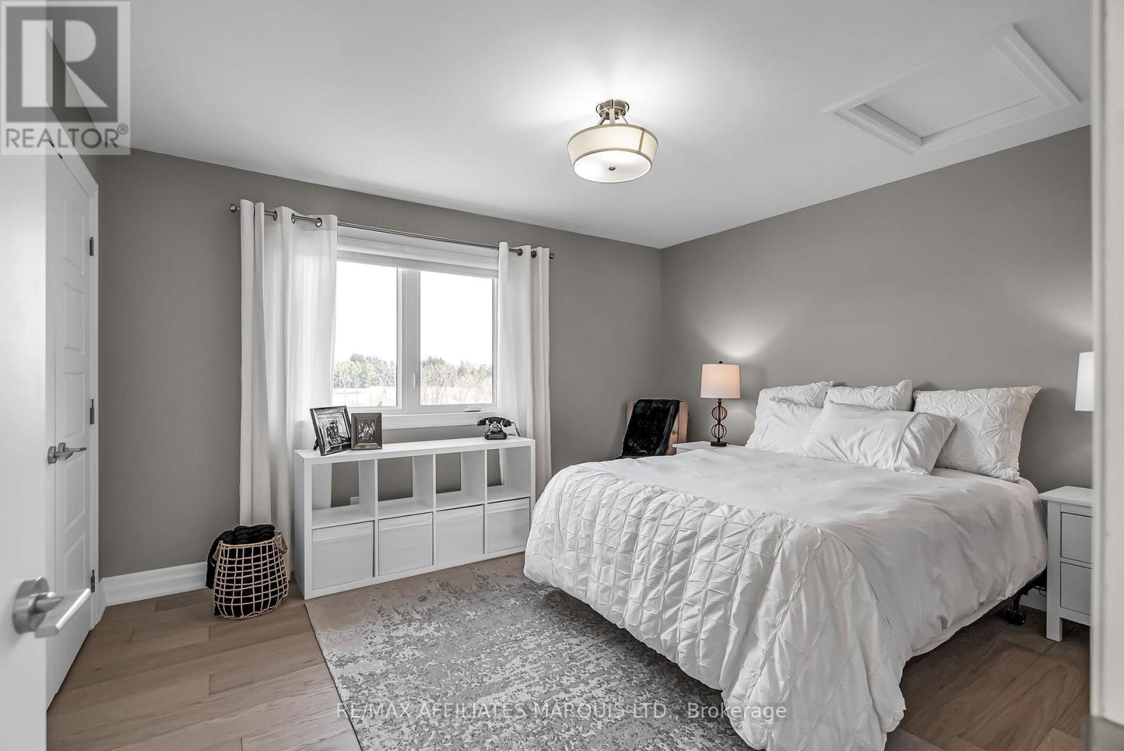 6715 Yacht Boulevard, South Glengarry, Ontario  K6H 7N6 - Photo 20 - X12070555