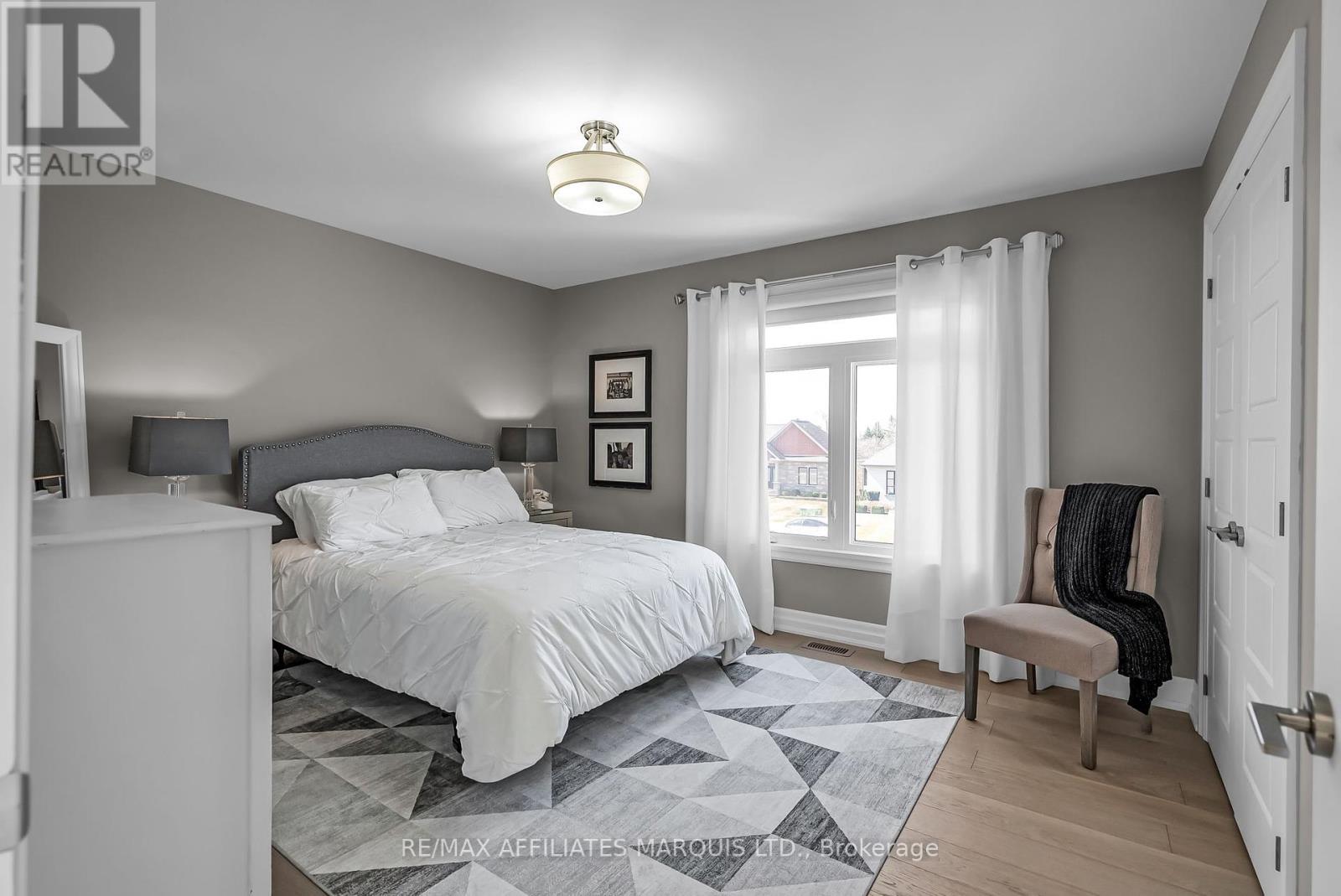6715 Yacht Boulevard, South Glengarry, Ontario  K6H 7N6 - Photo 24 - X12070555
