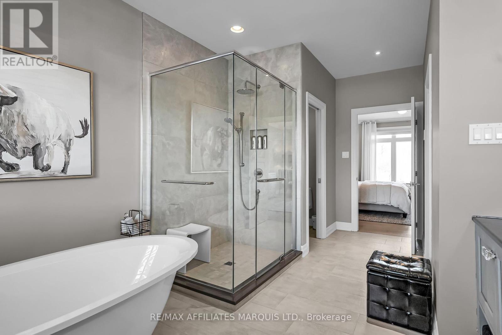 6715 Yacht Boulevard, South Glengarry, Ontario  K6H 7N6 - Photo 29 - X12070555