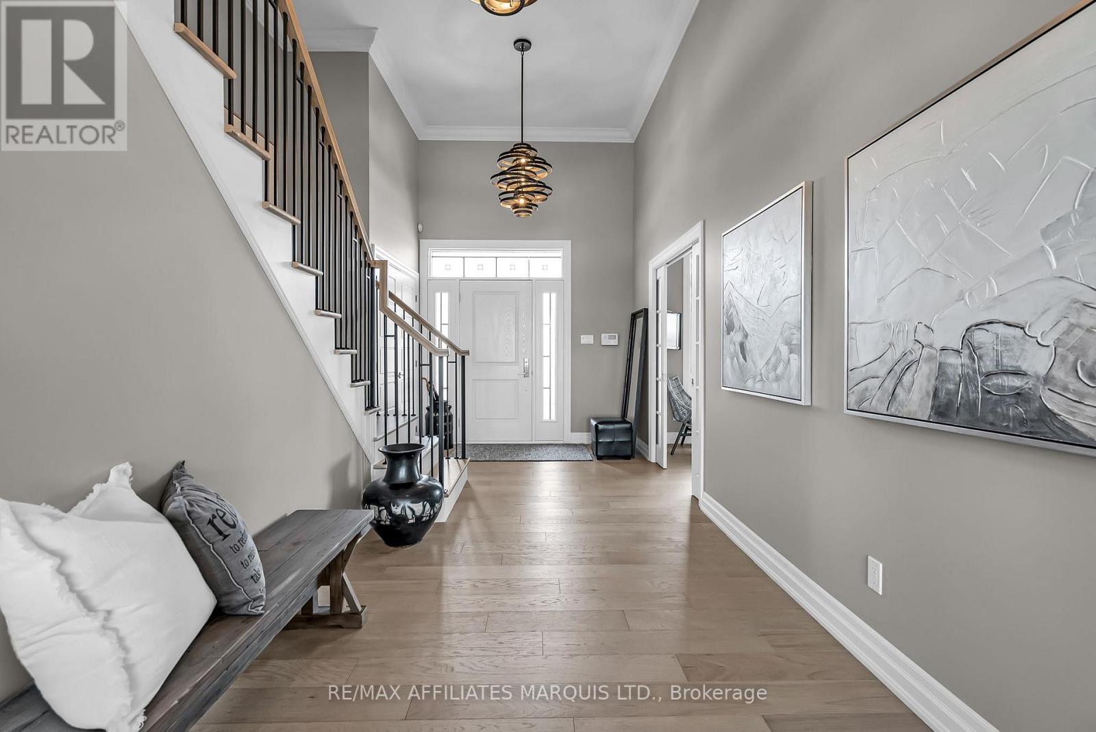 6715 Yacht Boulevard, South Glengarry, Ontario  K6H 7N6 - Photo 3 - X12070555