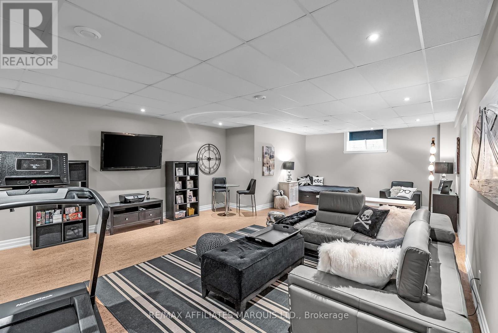 6715 Yacht Boulevard, South Glengarry, Ontario  K6H 7N6 - Photo 33 - X12070555