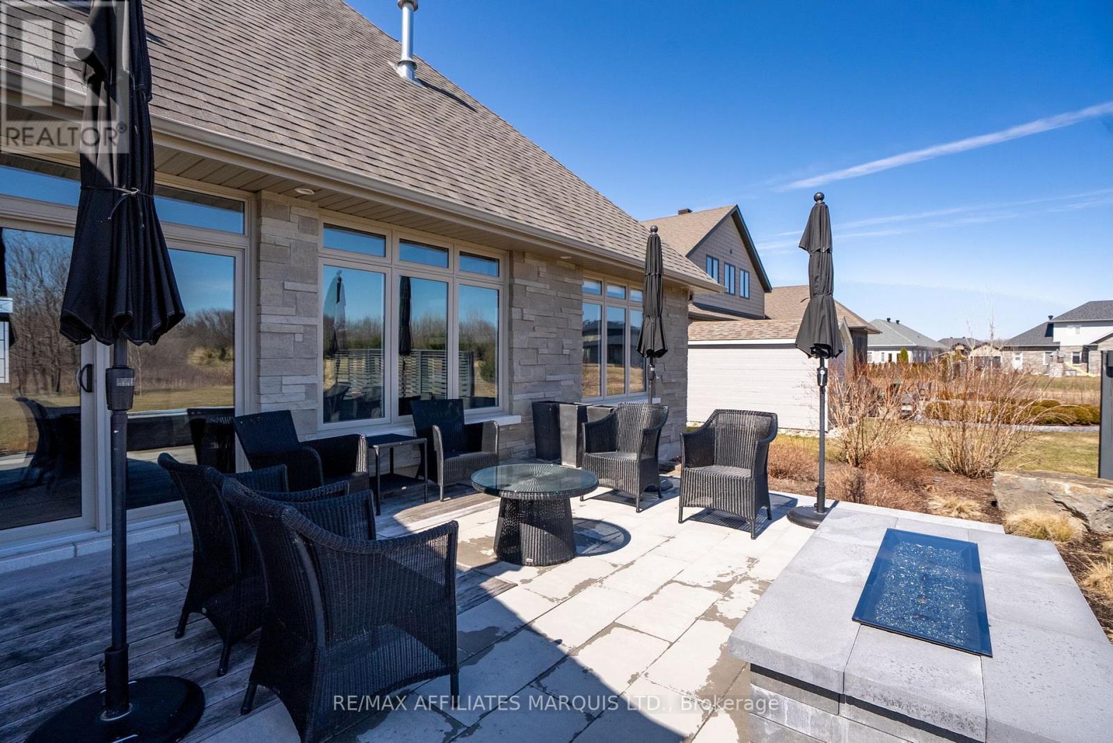 6715 Yacht Boulevard, South Glengarry, Ontario  K6H 7N6 - Photo 37 - X12070555