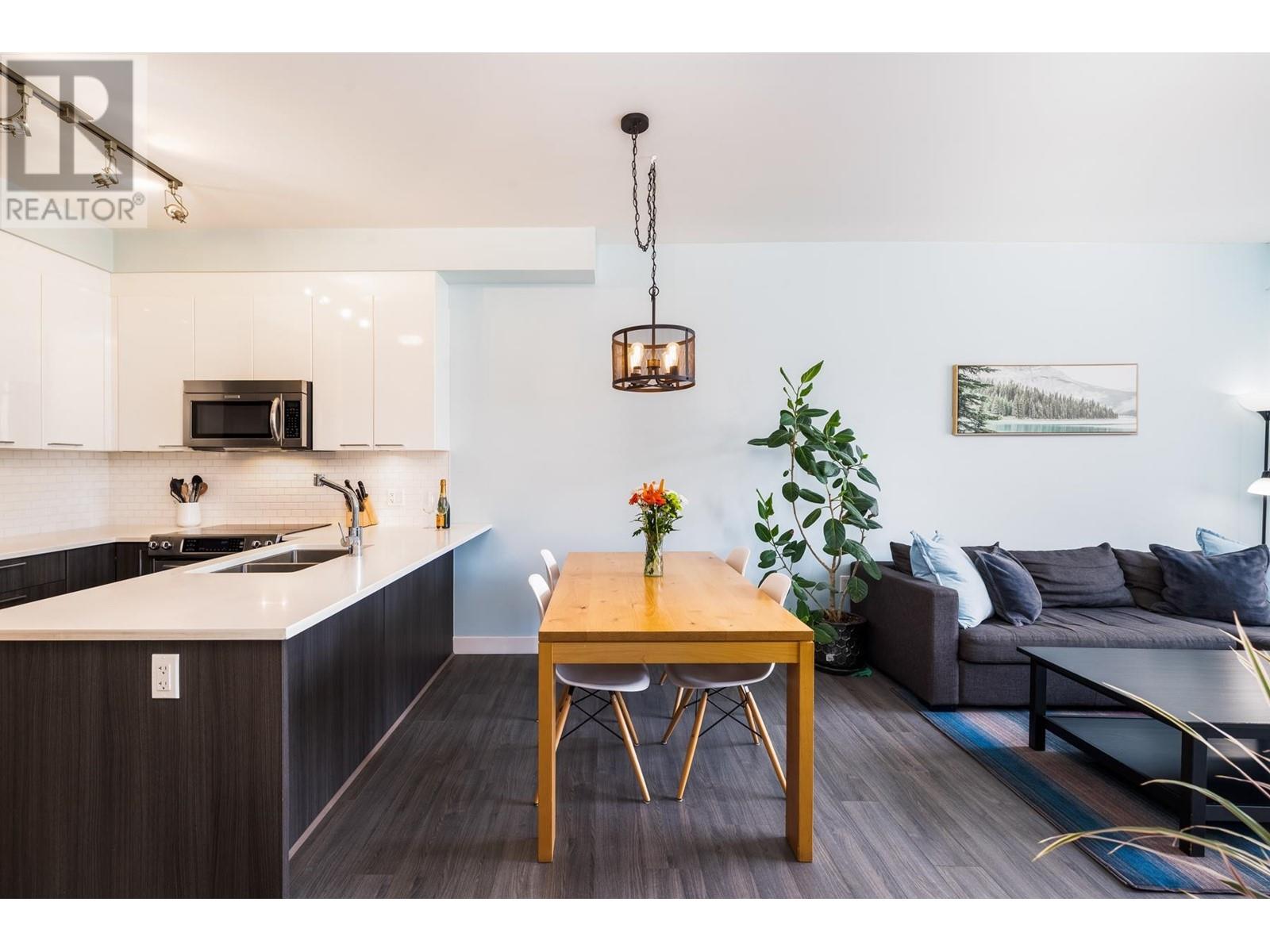 207 1201 W 16th Street, North Vancouver, British Columbia  V7P 1R5 - Photo 7 - R2983518
