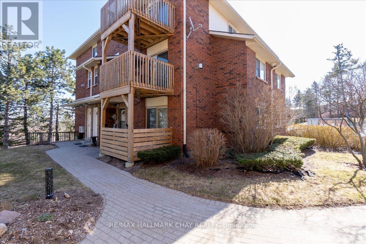 Property at 2 - 50 LOGGERS RUN image 2