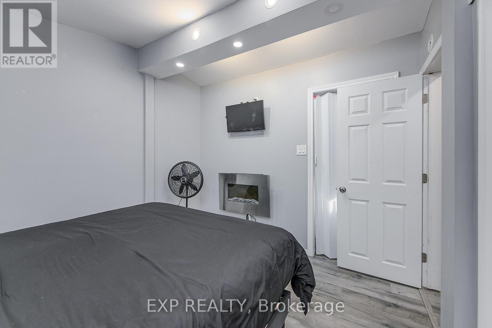 7 60th Street S, Wasaga Beach, Ontario  L9Z 1V9 - Photo 35 - S12070572