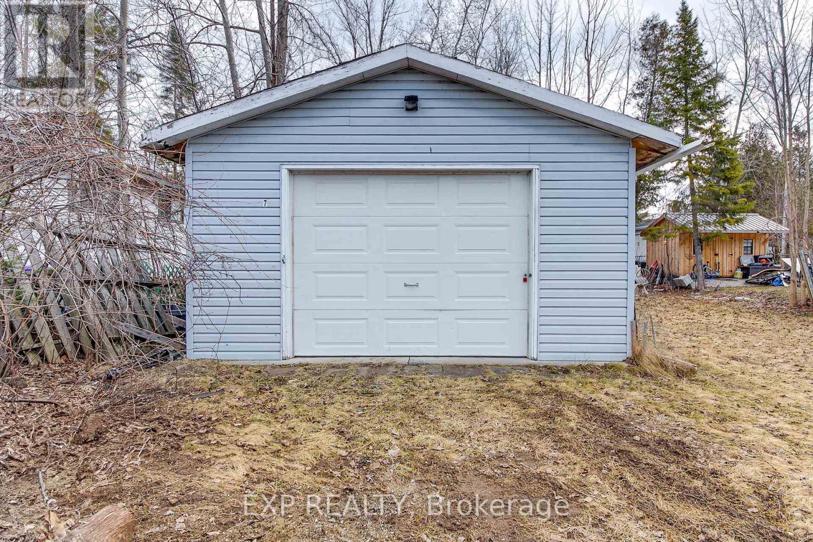 7 60th Street S, Wasaga Beach, Ontario  L9Z 1V9 - Photo 8 - S12070572