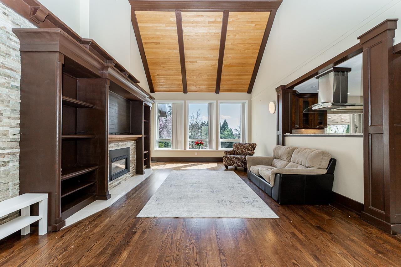 Property at 16754 77 AVENUE image 4