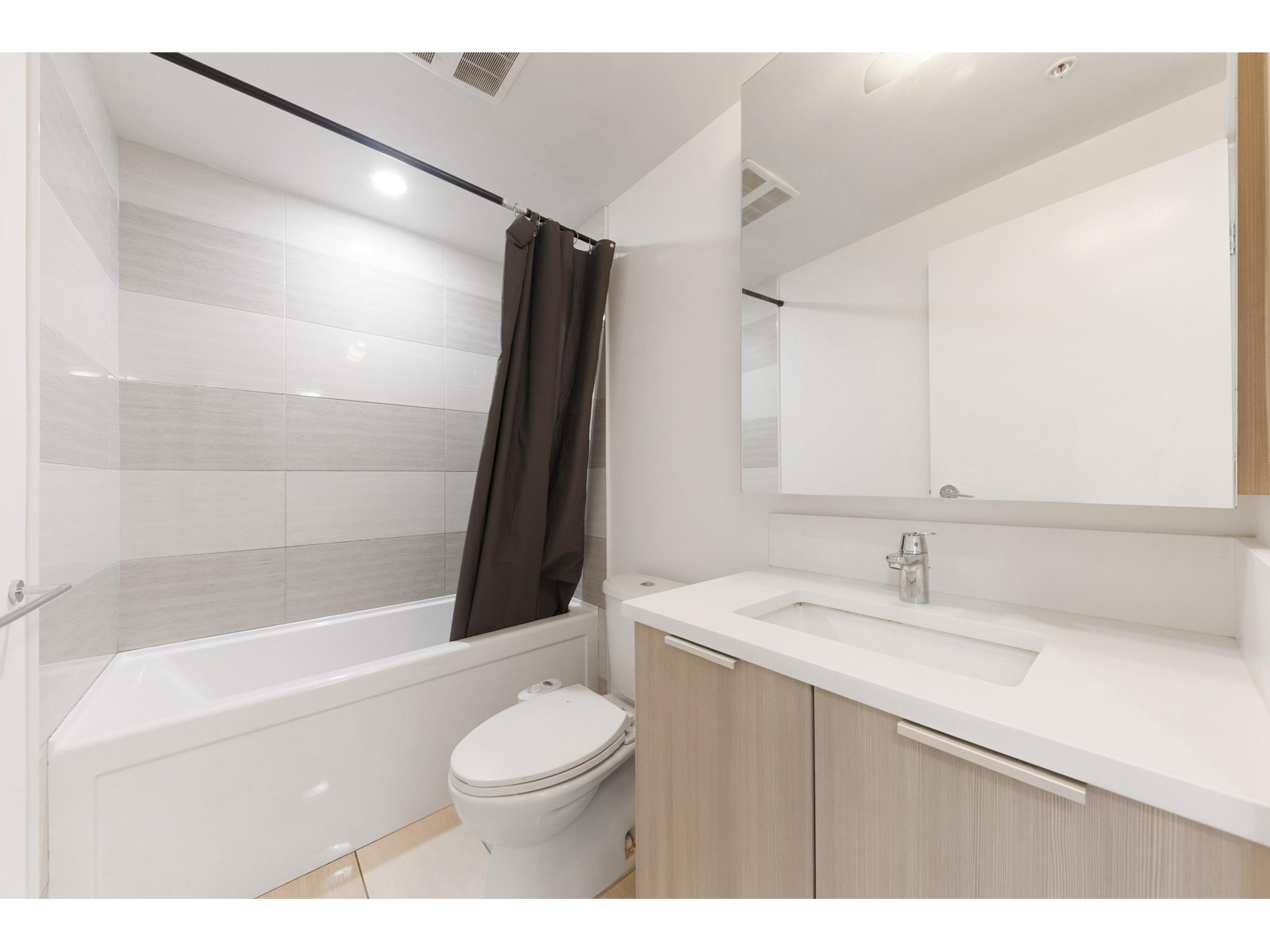 612 13308 Central Avenue Avenue, Surrey, British Columbia  V3T 0M4 - Photo 12 - R2987351