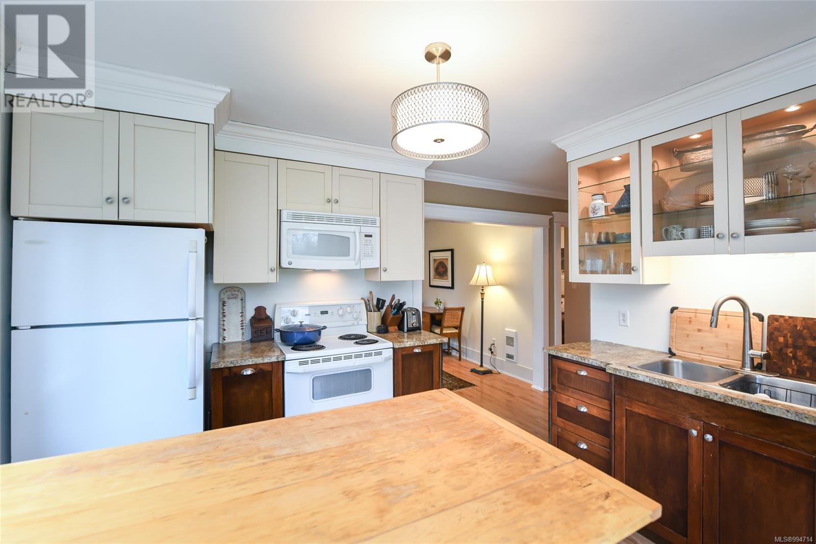 1405 15th St, Courtenay, British Columbia  V9N 2C3 - Photo 14 - 994714