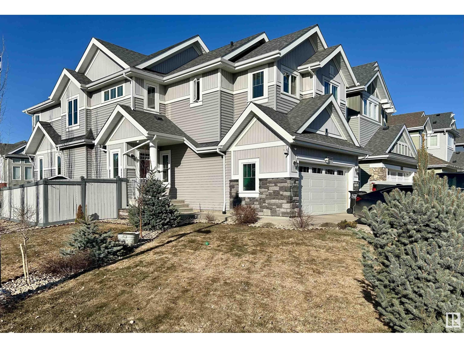 Property at 7732 19 AV SW image 1
