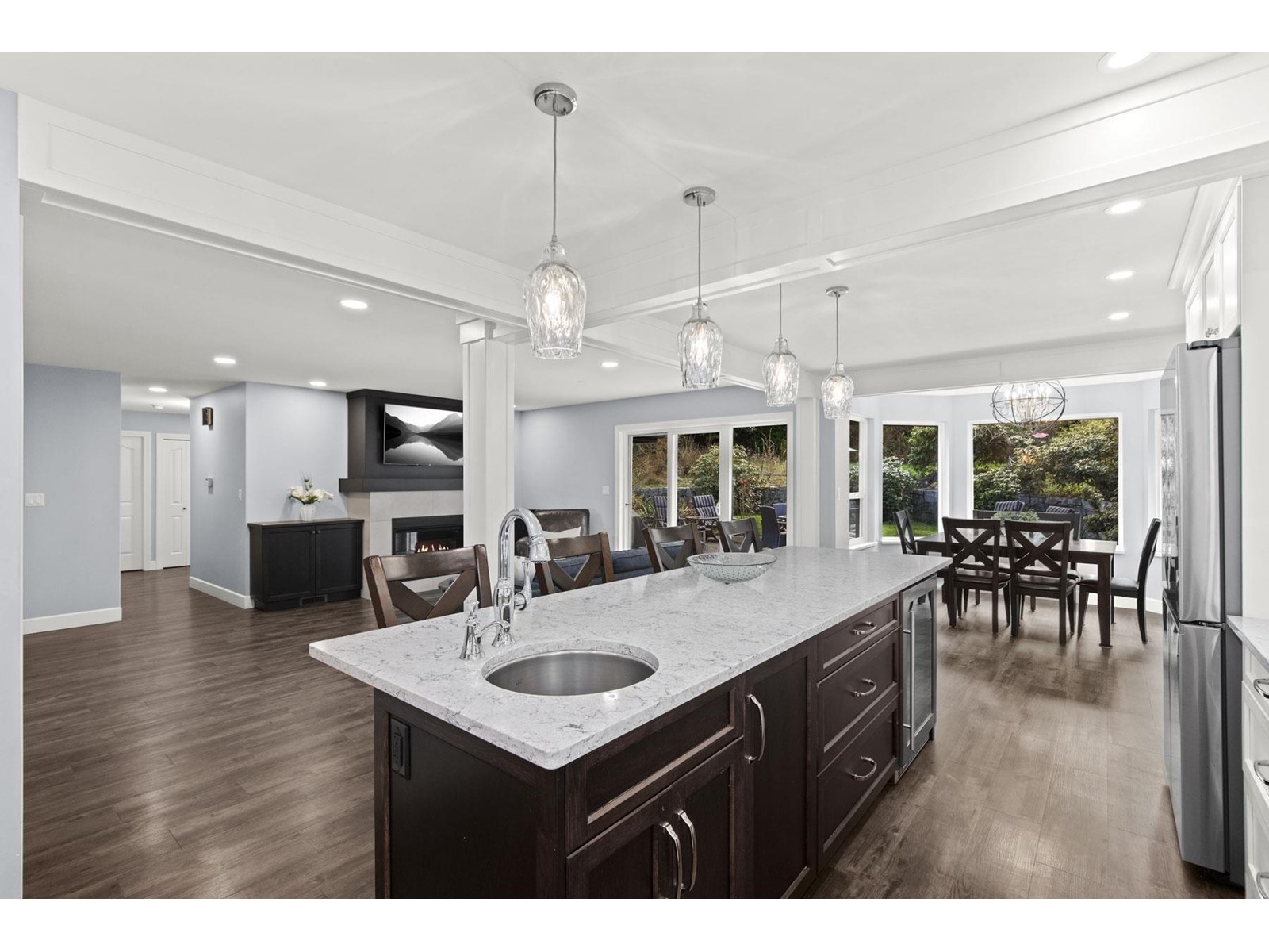 14510 29 Avenue, Surrey, British Columbia  V4P 1P5 - Photo 4 - R2988115