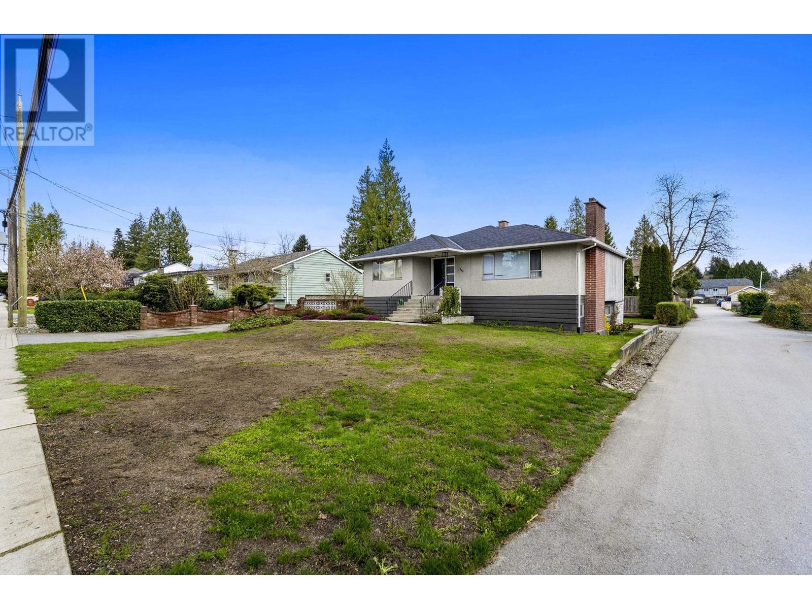 809 Porter Street, Coquitlam, British Columbia  V3J 5B9 - Photo 3 - R2987787