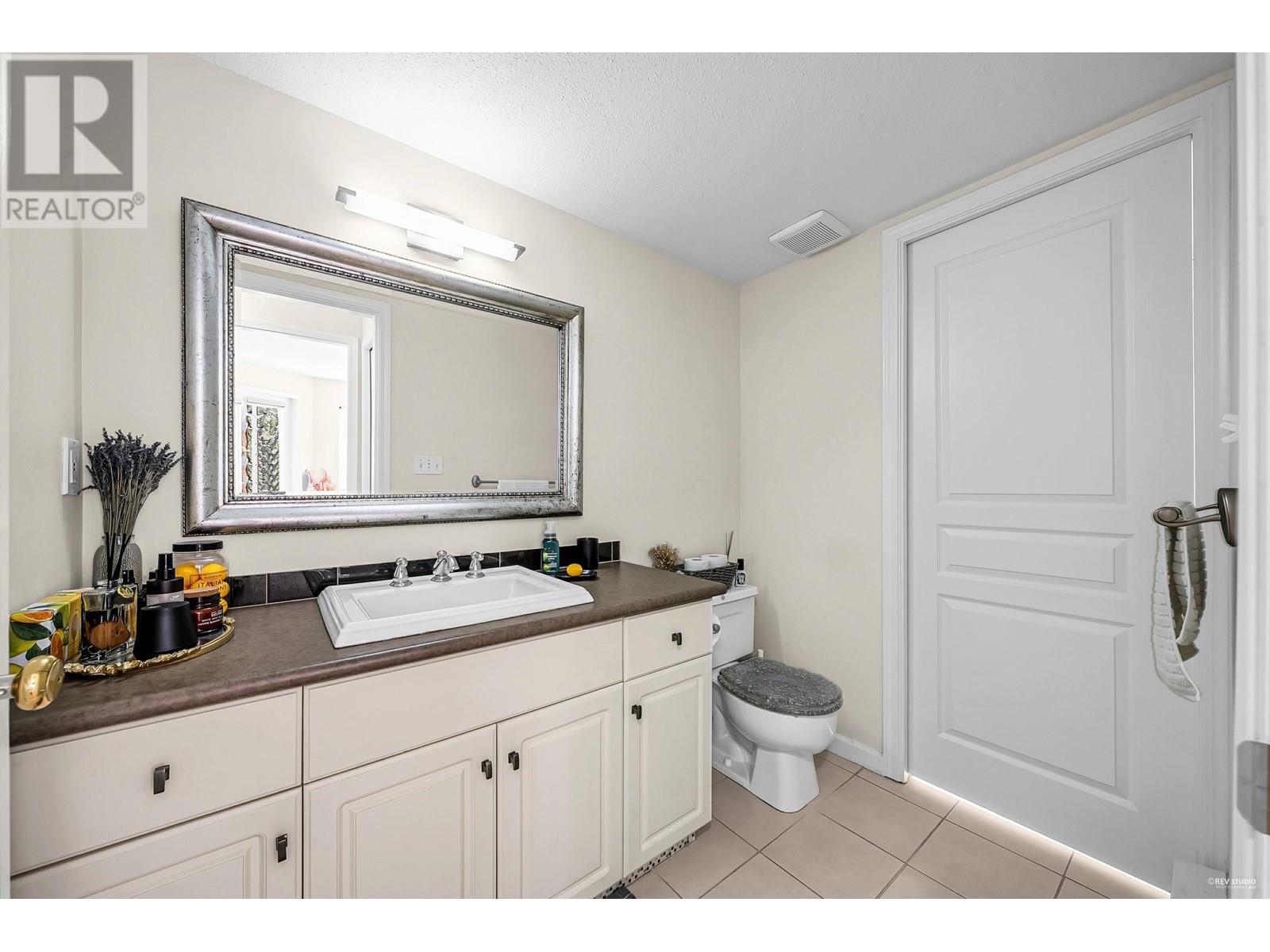 108 7139 18th Avenue, Burnaby, British Columbia  V3N 4Z3 - Photo 11 - R2987814