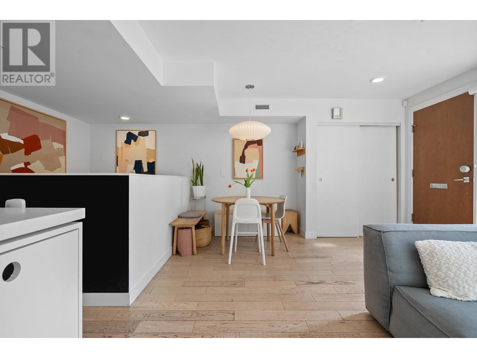 355 E 16th Avenue, Vancouver, British Columbia  V5T 2T7 - Photo 5 - R2988028