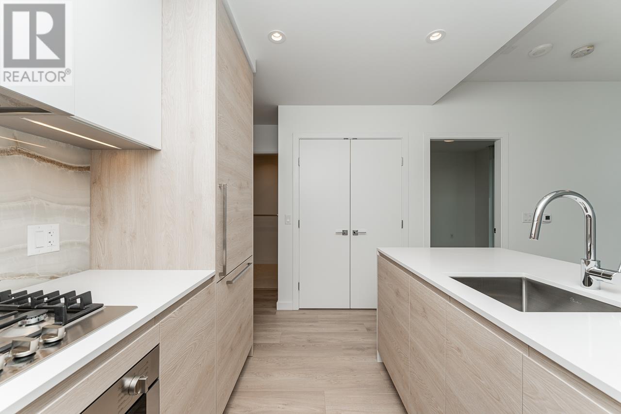 1805 660 Quayside Drive, New Westminster, British Columbia  V3M 0P2 - Photo 11 - R2988055