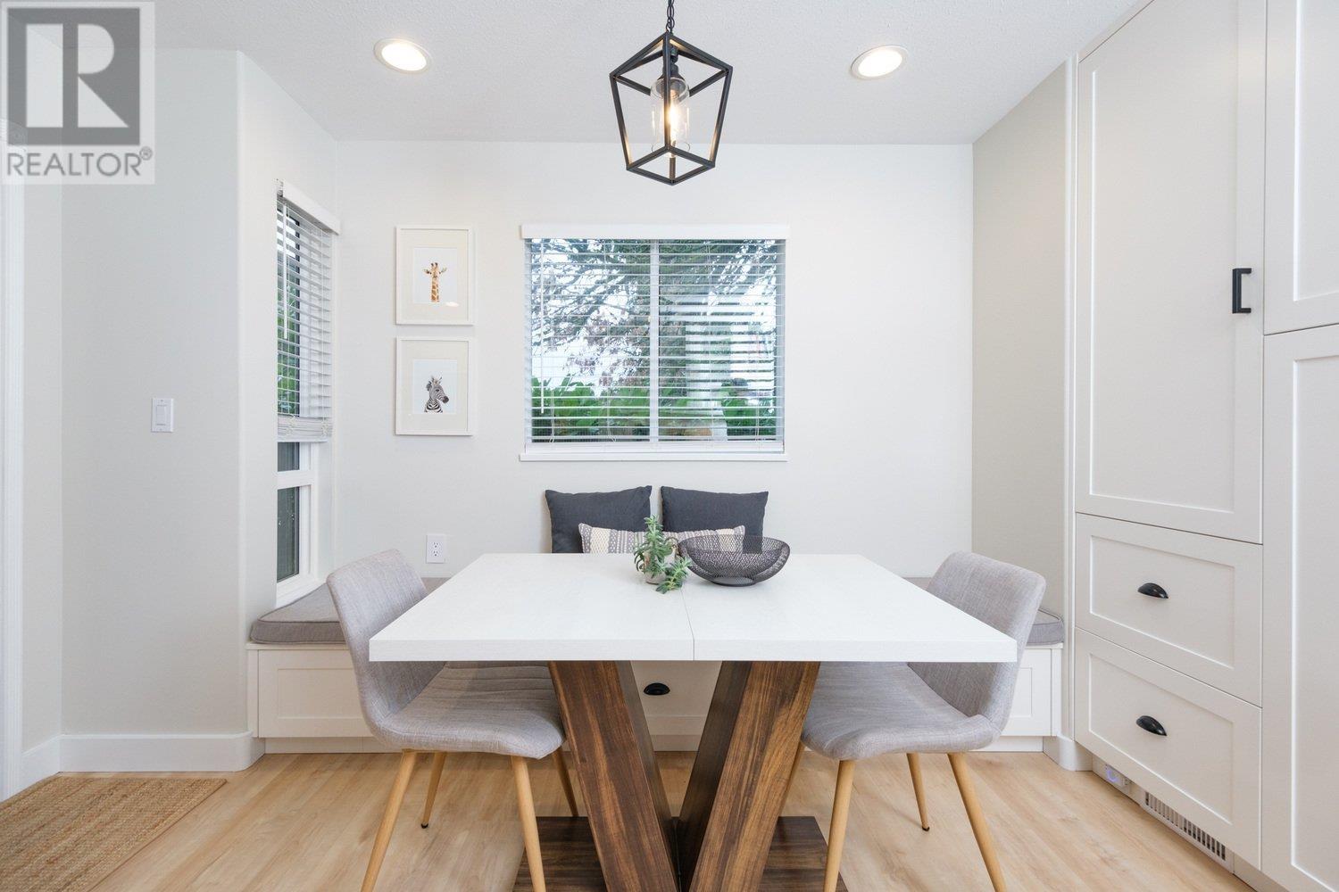 515 St. Andrews Avenue, North Vancouver, British Columbia  V7L 4W2 - Photo 19 - R2988059