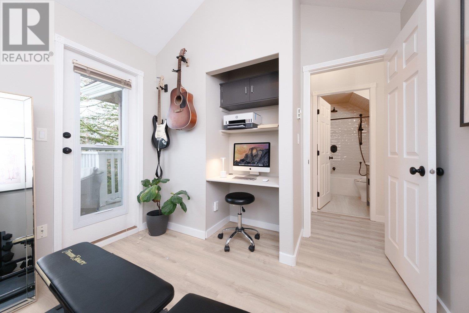 515 St. Andrews Avenue, North Vancouver, British Columbia  V7L 4W2 - Photo 33 - R2988059