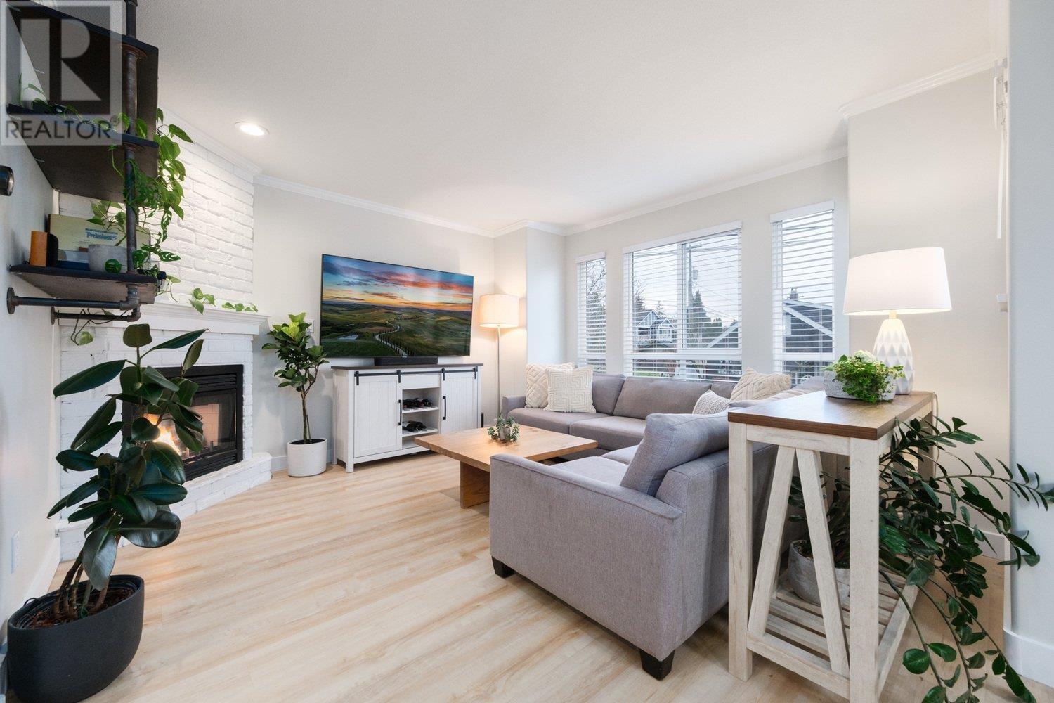 515 St. Andrews Avenue, North Vancouver, British Columbia  V7L 4W2 - Photo 6 - R2988059