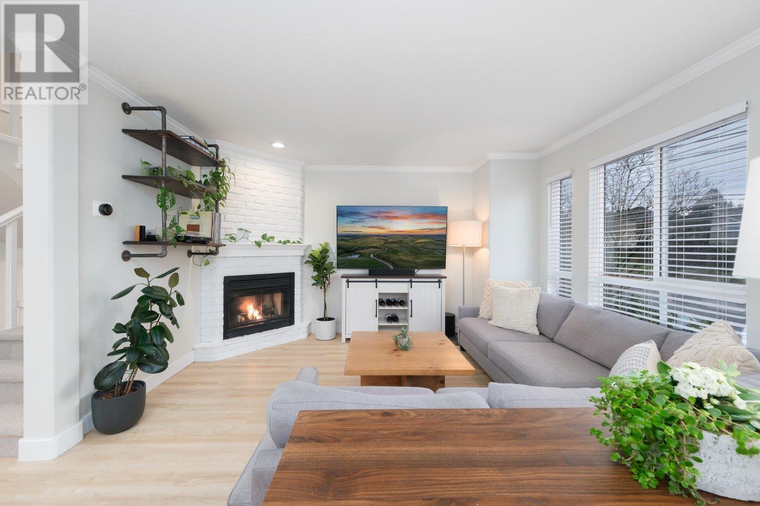 515 St. Andrews Avenue, North Vancouver, British Columbia  V7L 4W2 - Photo 7 - R2988059