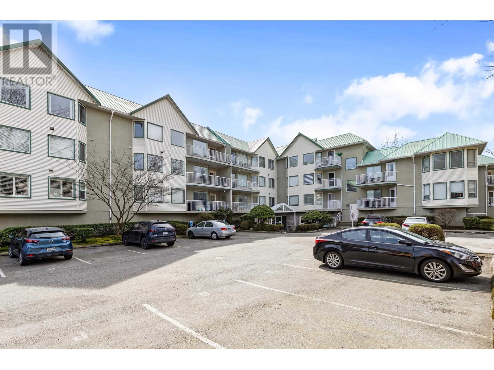 Property at 104 19236 FORD ROAD image 3
