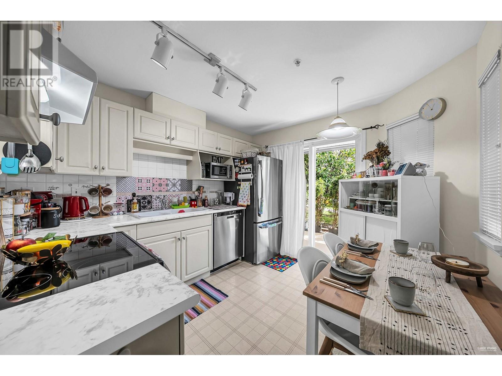 108 7139 18th Avenue, Burnaby, British Columbia  V3N 4Z3 - Photo 12 - R2987814