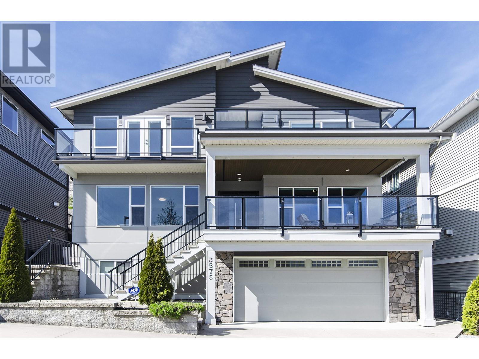 Property at 3575 BROWNLEE AVENUE image 2