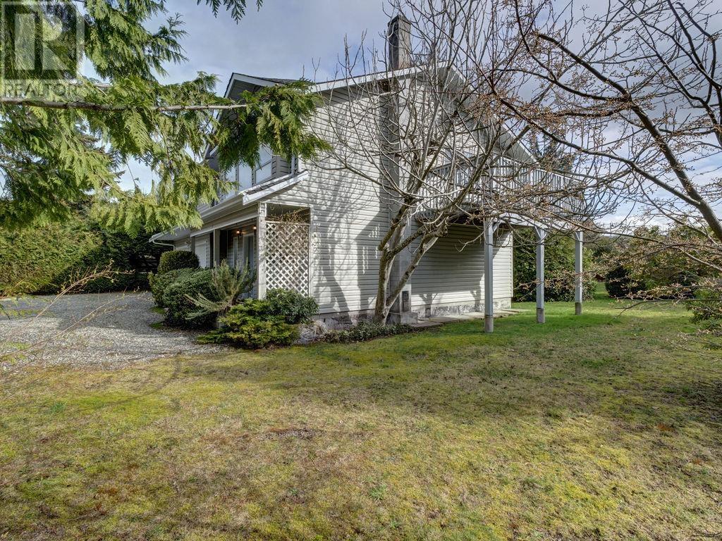 Property at 5642 NICKERSON ROAD image 5