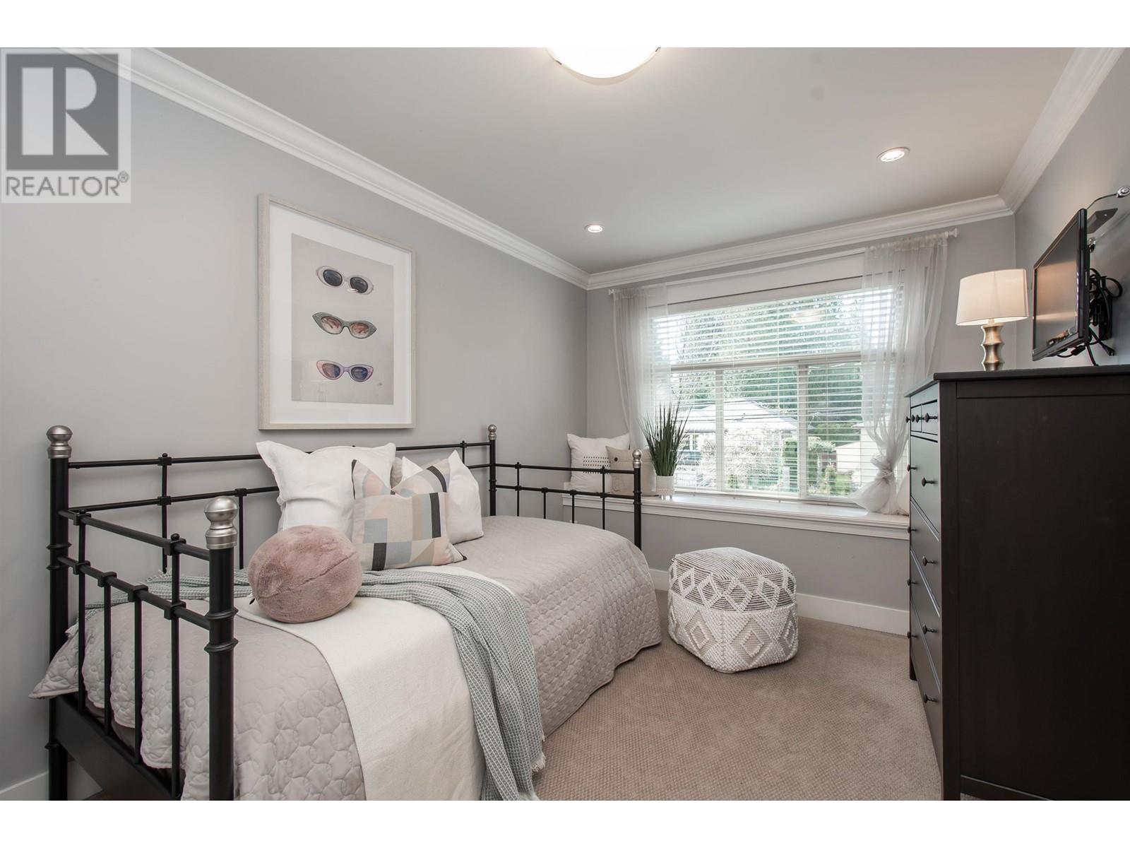 3772 Mountain Highway, North Vancouver, British Columbia  V7K 2J1 - Photo 19 - R2988081