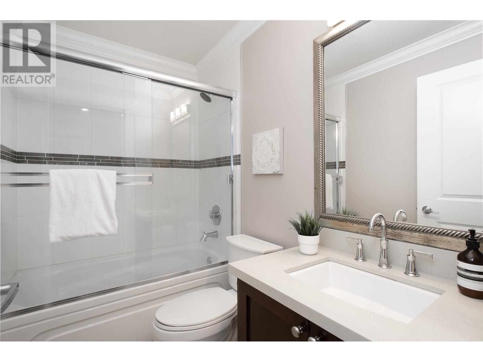 3772 Mountain Highway, North Vancouver, British Columbia  V7K 2J1 - Photo 20 - R2988081