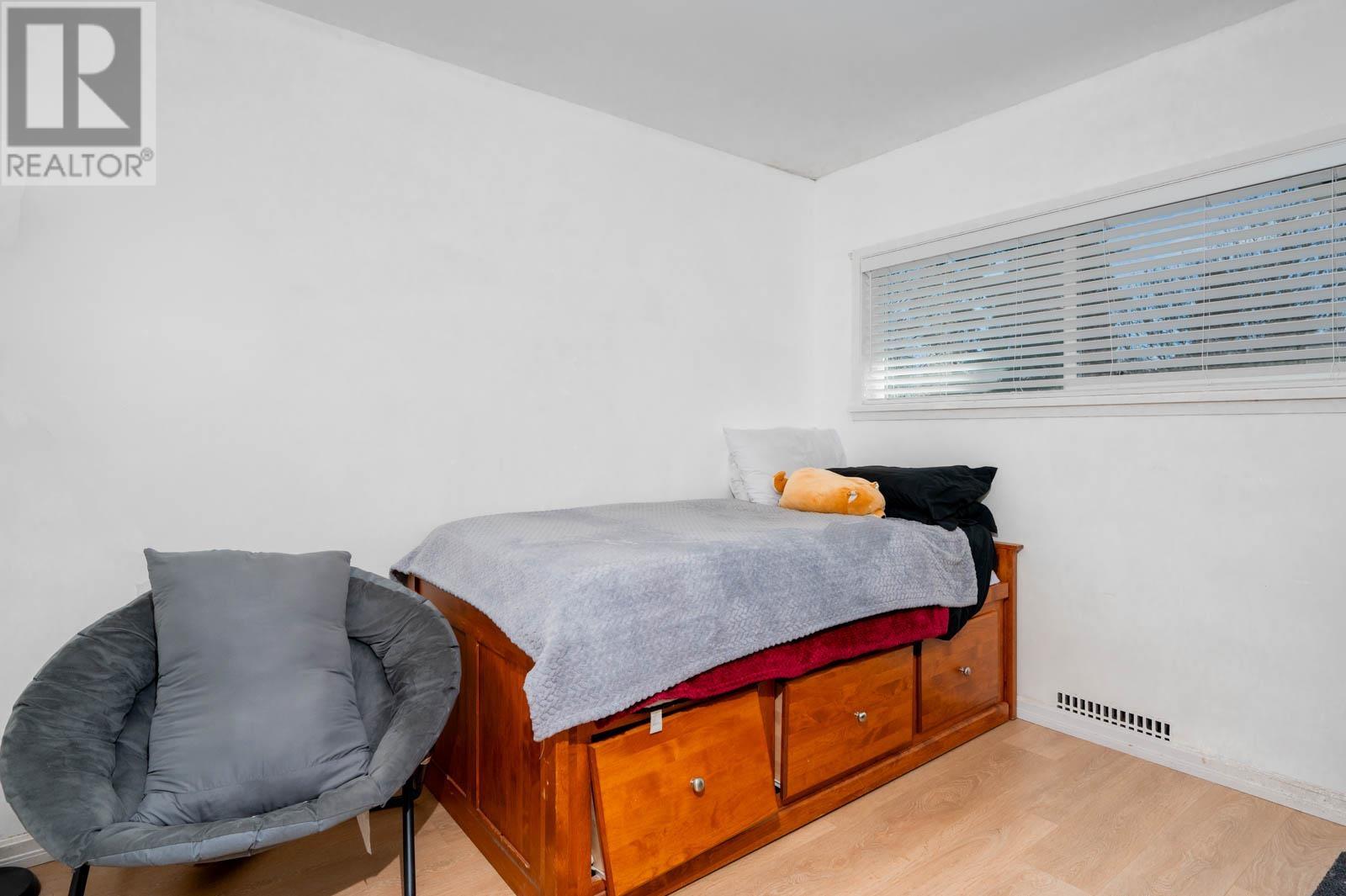 479 E 30th Avenue, Vancouver, British Columbia  V5V 2V5 - Photo 13 - R2988091