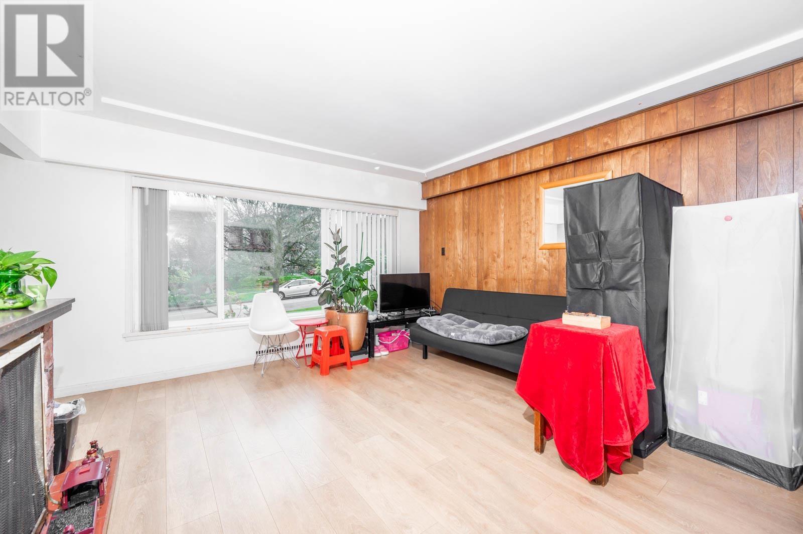 479 E 30th Avenue, Vancouver, British Columbia  V5V 2V5 - Photo 3 - R2988091