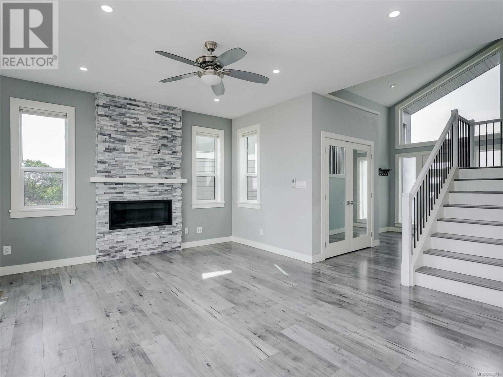 Property at 2362 Azurite Cres image 5
