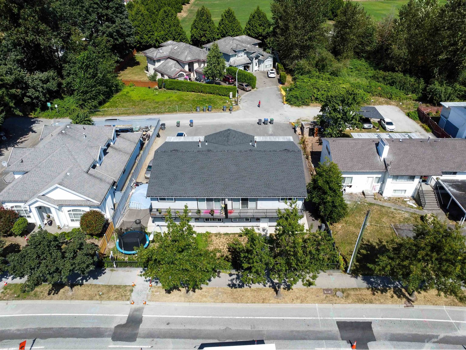15825-15827 96 Avenue, Surrey, British Columbia  V4N 2R8 - Photo 3 - R2987847